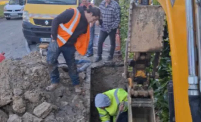 Réparation d’une fuite d’eau avec remplacement de vanne de sectorisation à Brignoles, Carcès, MKLD